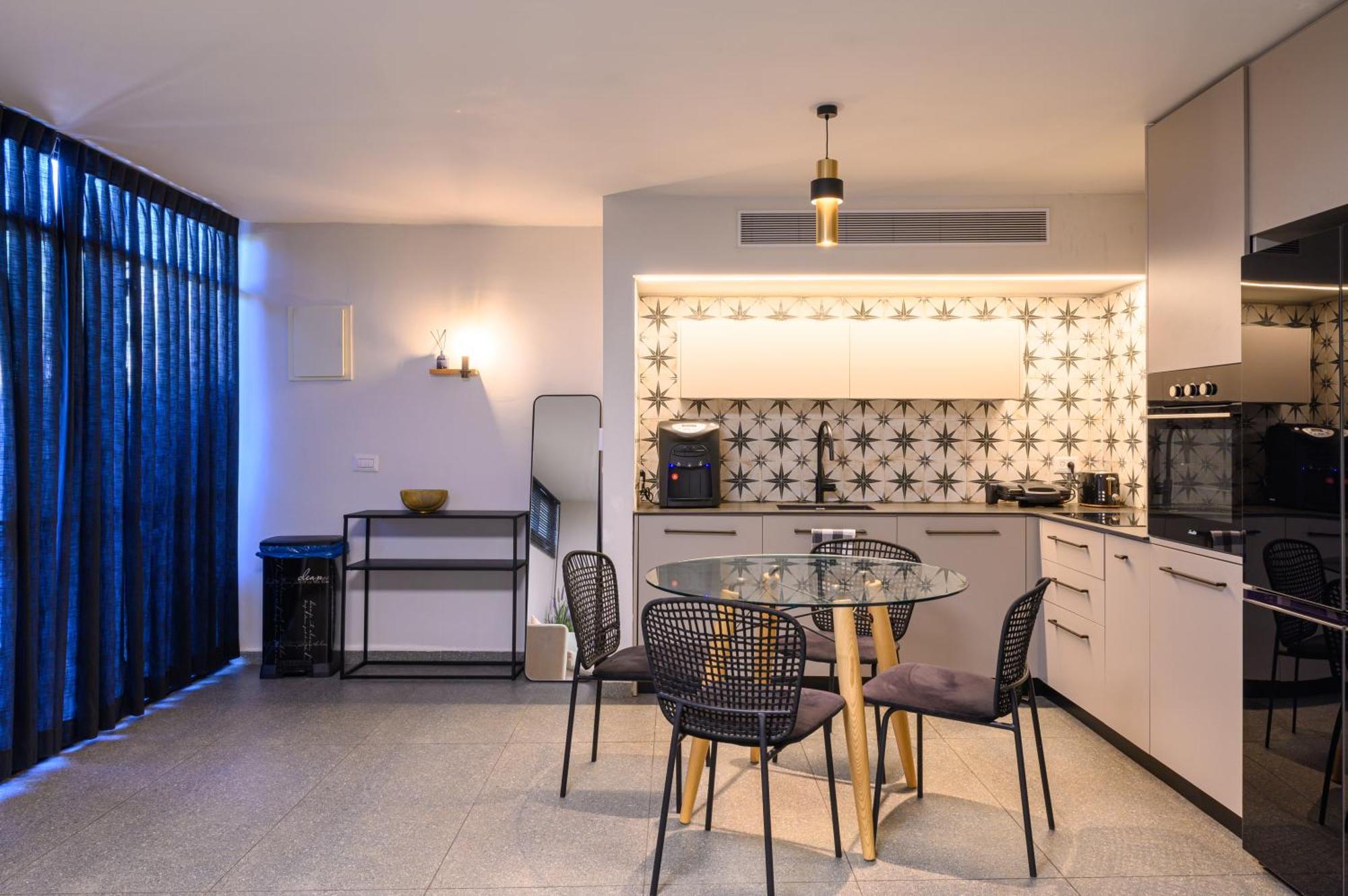Rokah Luxury Villa At Ramat Hahayal Tel Aviv Quarto foto