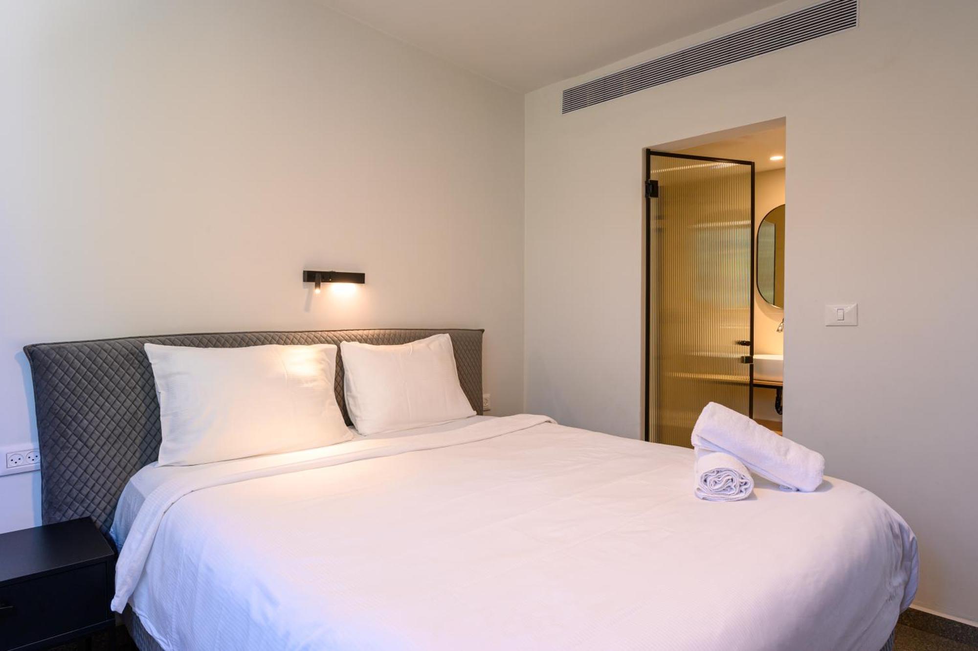 Rokah Luxury Villa At Ramat Hahayal Tel Aviv Quarto foto
