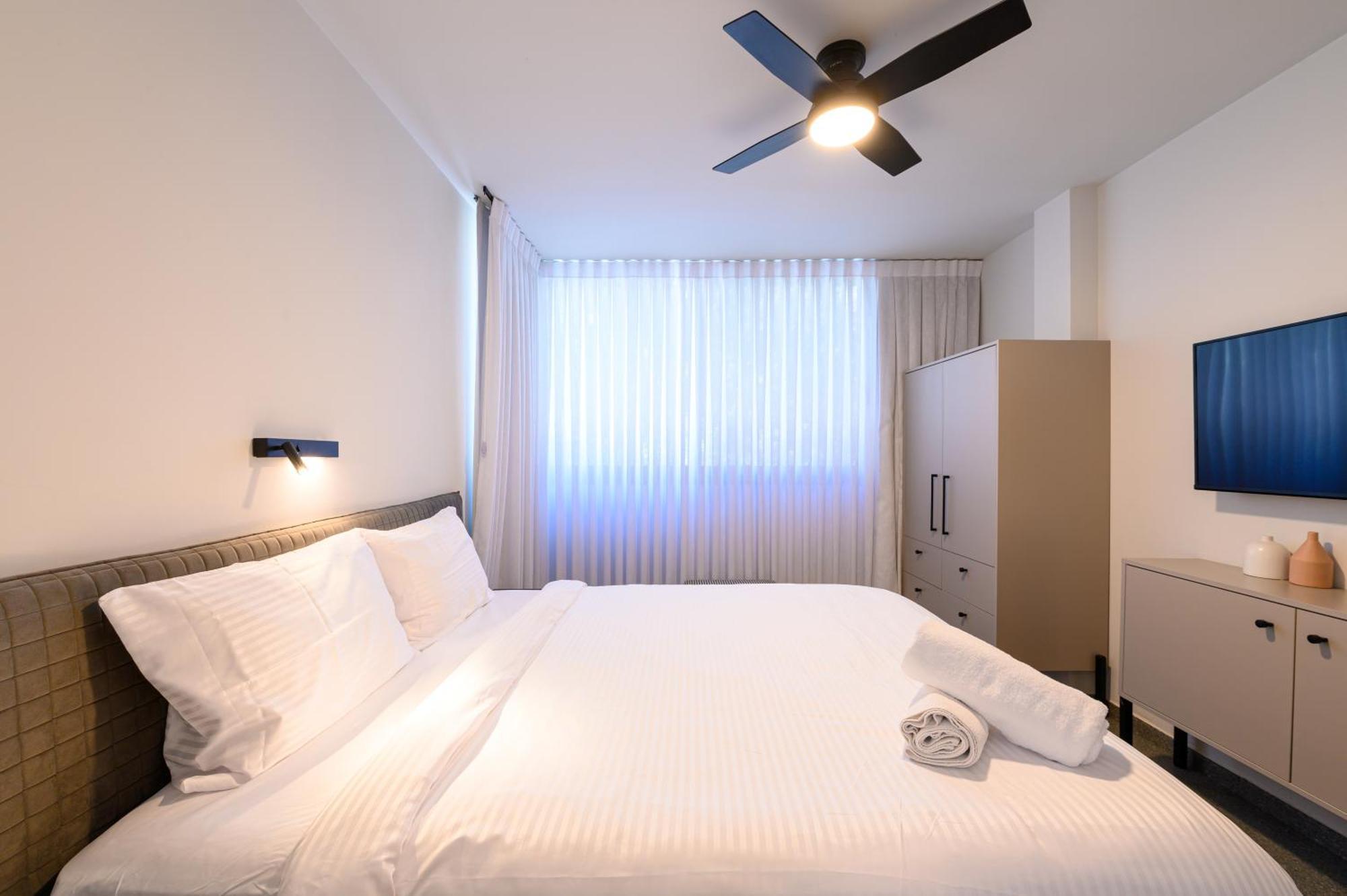 Rokah Luxury Villa At Ramat Hahayal Tel Aviv Quarto foto